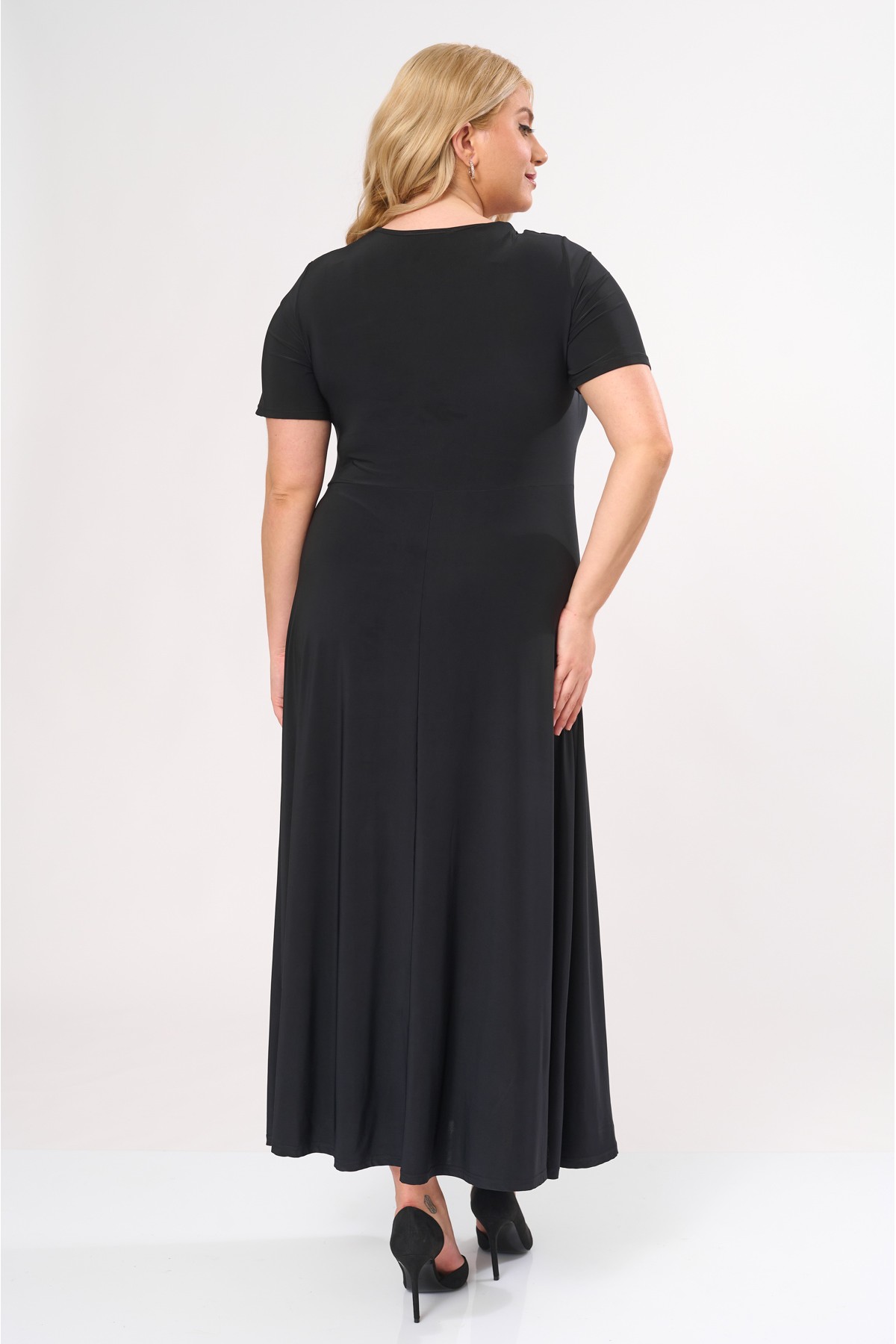  Φόρεμα μάξι με σούρα στο στήθος κοντό μανίκι μαύρο
