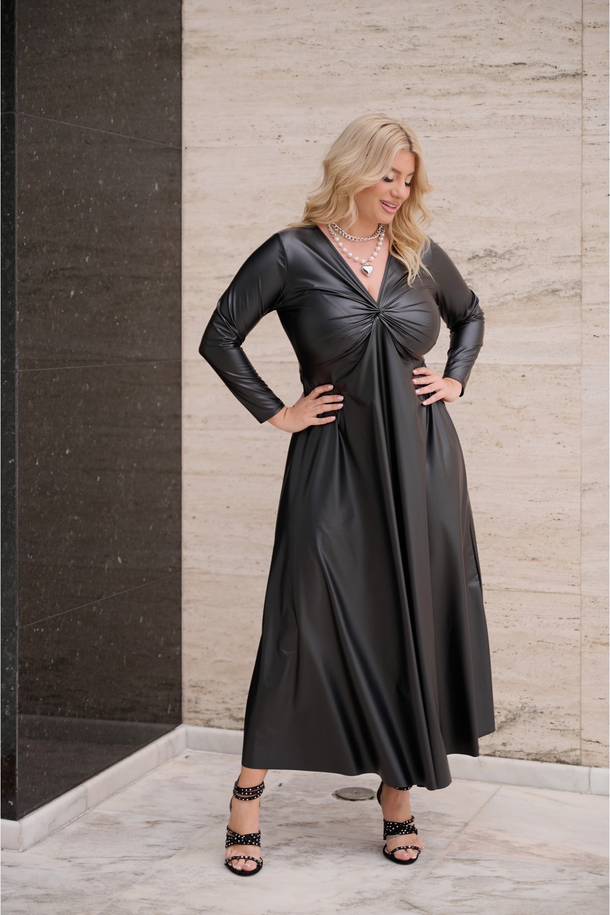 Φόρεμα κόμπος maxi μακρύ μανίκι ελαστική δερματίνη μαύρο