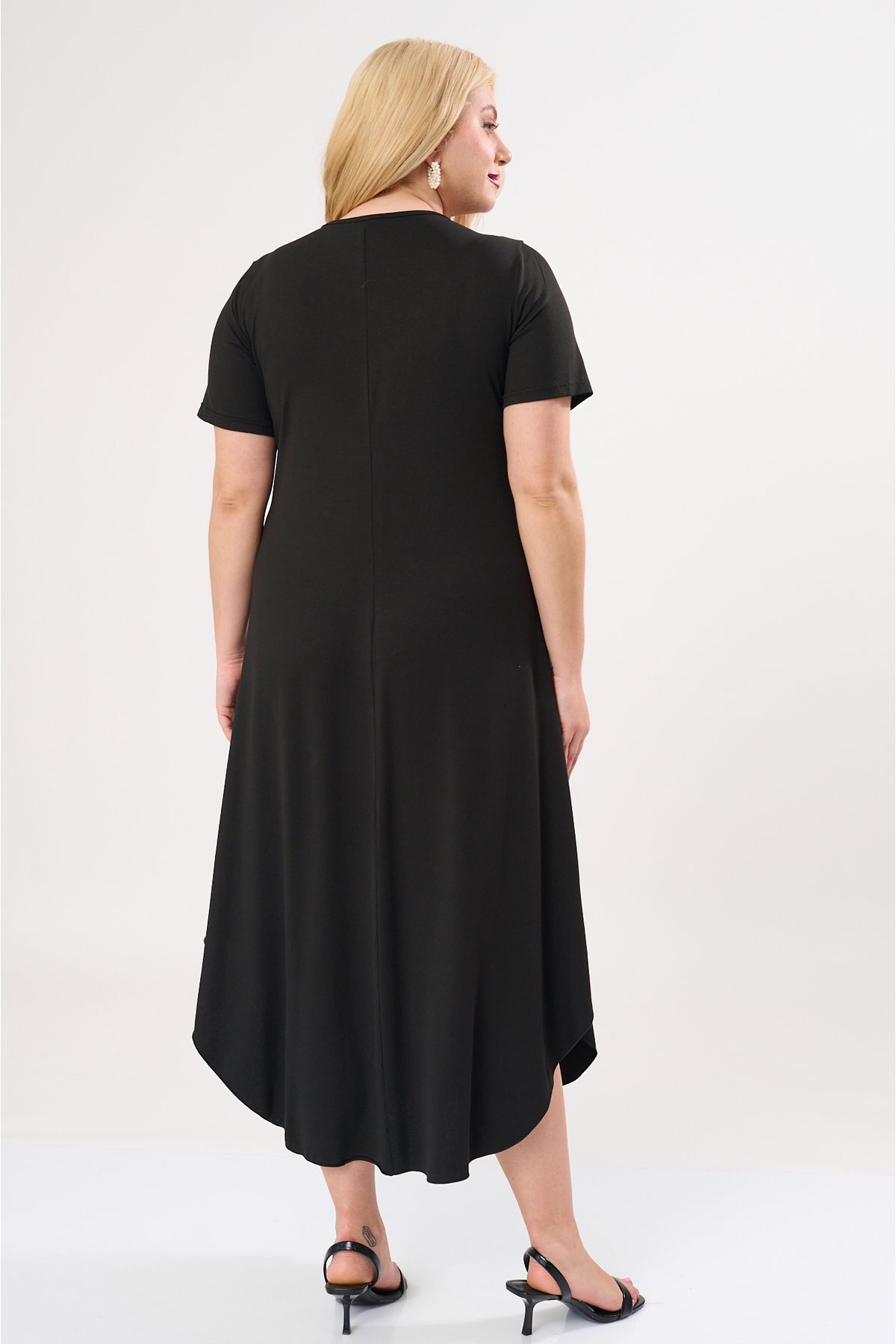Φόρεμα με κουφόπιετα μπροστά viscose με κοντό μανίκι μαύρο