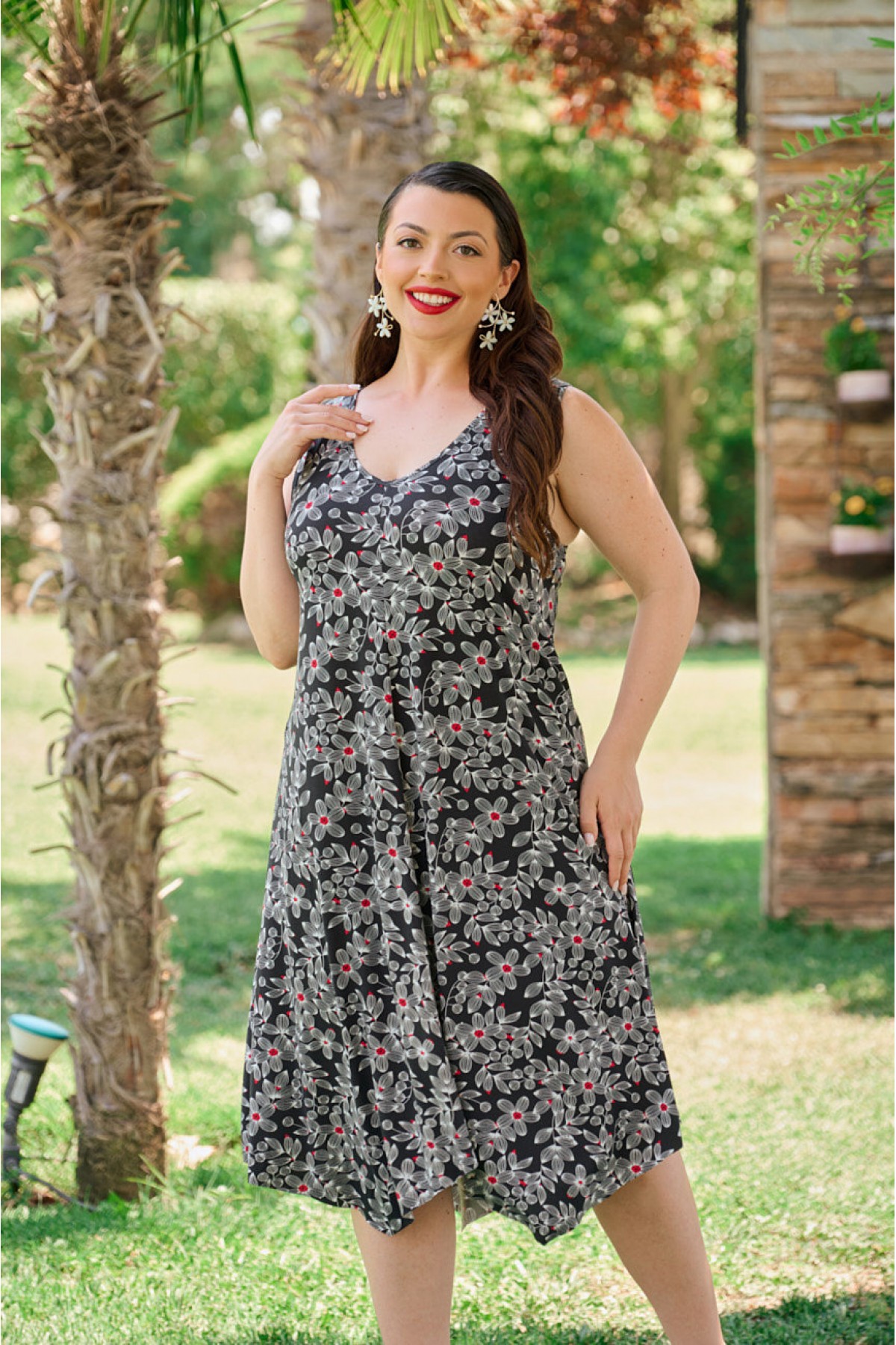 Kleid Midi Viskose ärmellos Zipfelsaum  Floral