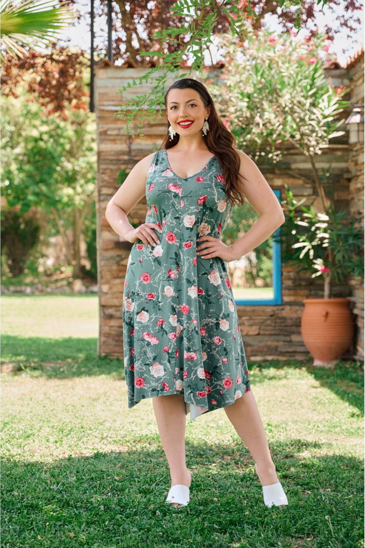 Kleid Midi Viskose ärmellos Zipfelsaum  Floral