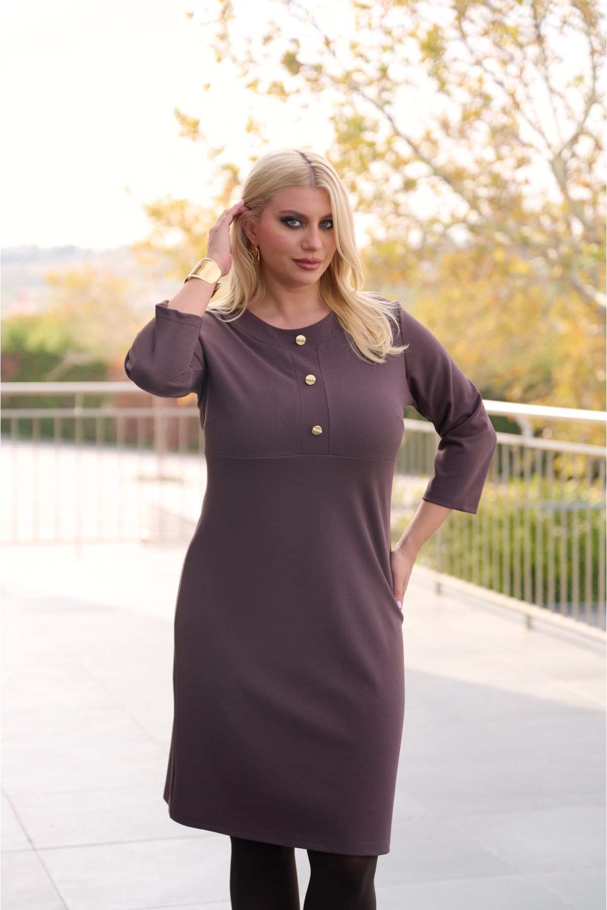 Φόρεμα τρία κουμπιά midi κρεπ  καφέ