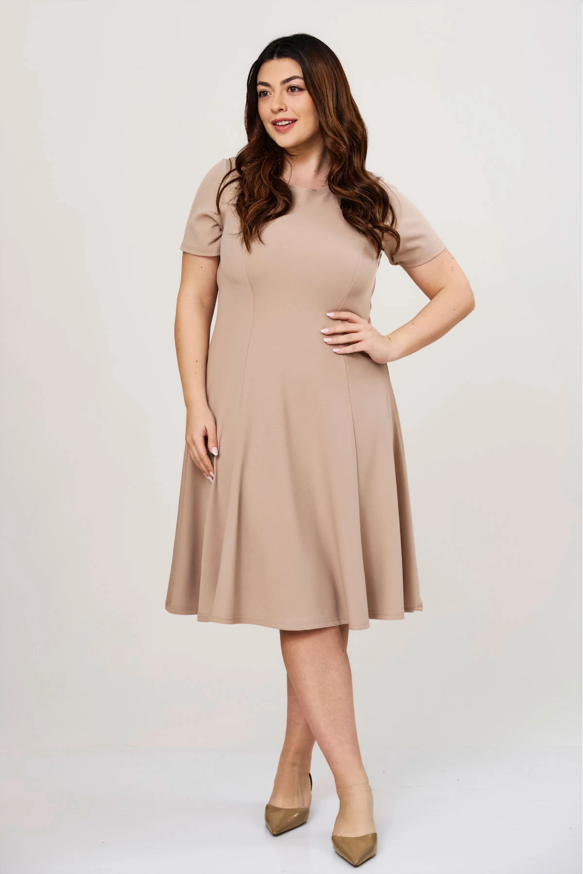 Φόρεμα κλος midi κοντό μανίκι κρεπ μπεζ