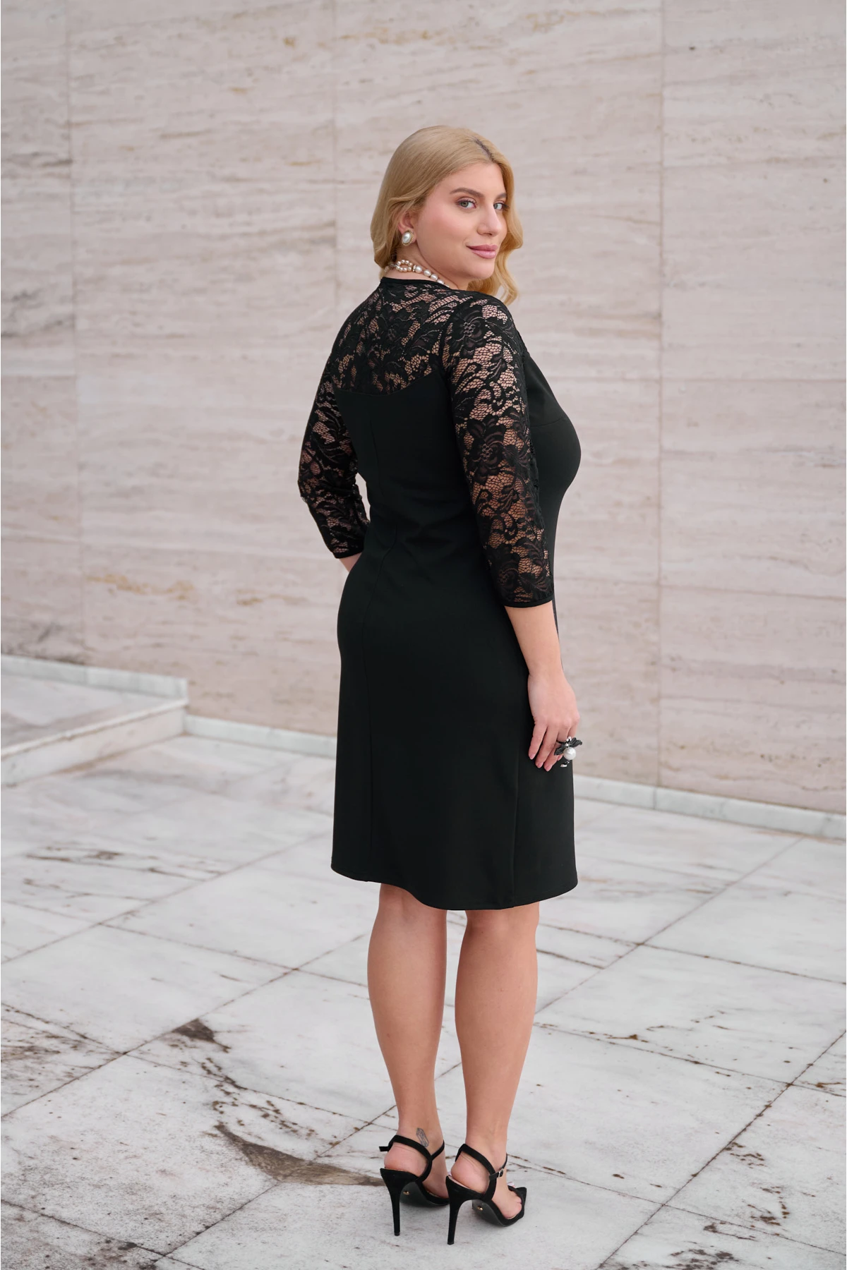 Φόρεμα δαντέλα  midi κρεπ μαύρο