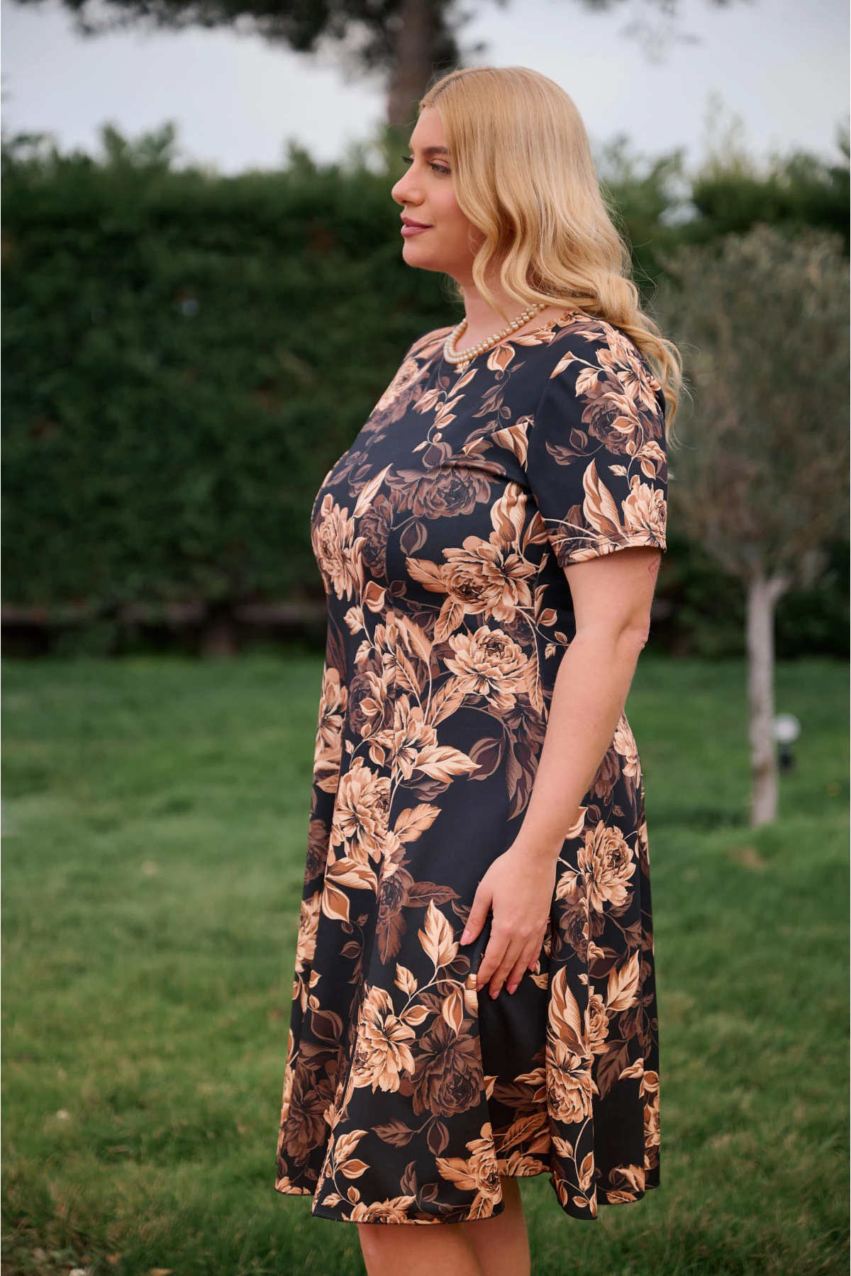 Φόρεμα κλος midi punto κοντό μανίκι φλοράλ μπεζ