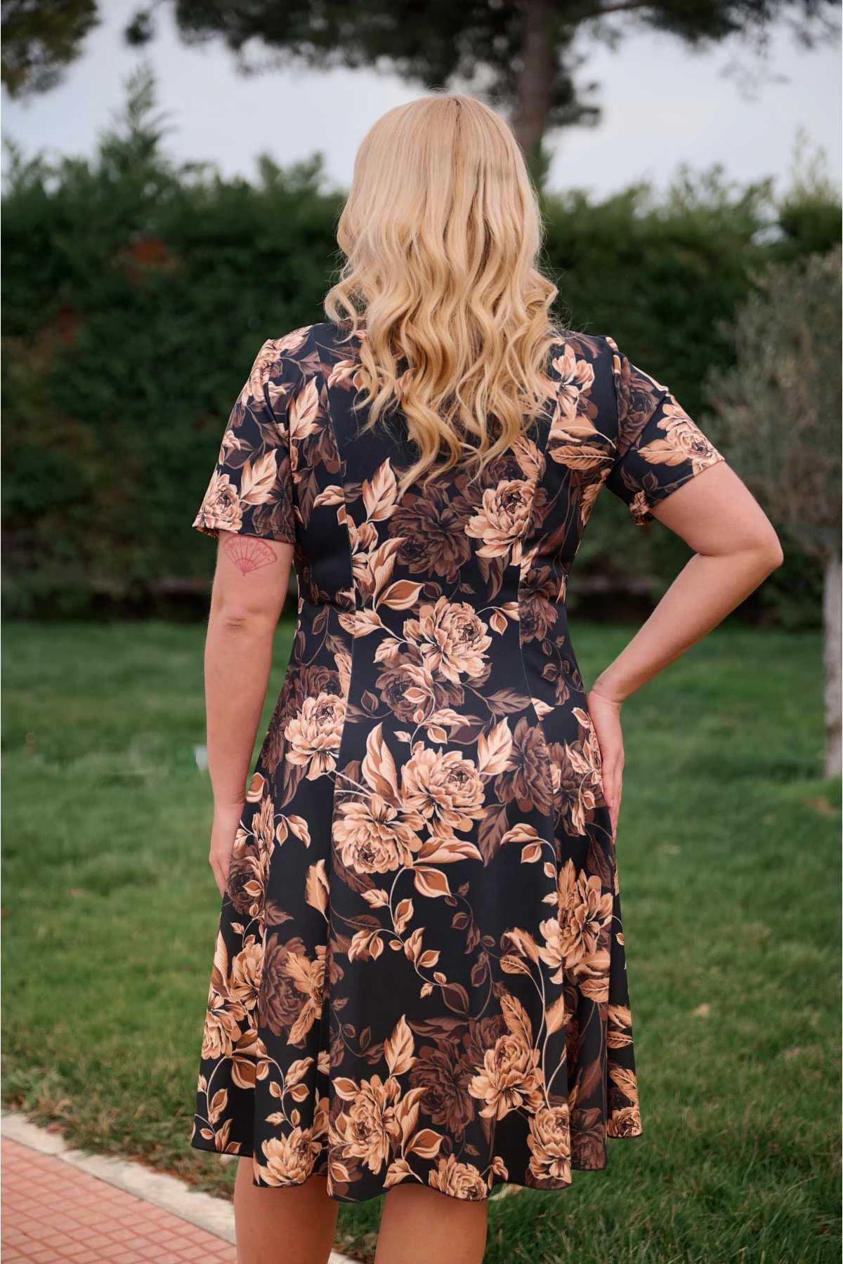 Φόρεμα κλος midi punto κοντό μανίκι φλοράλ μπεζ