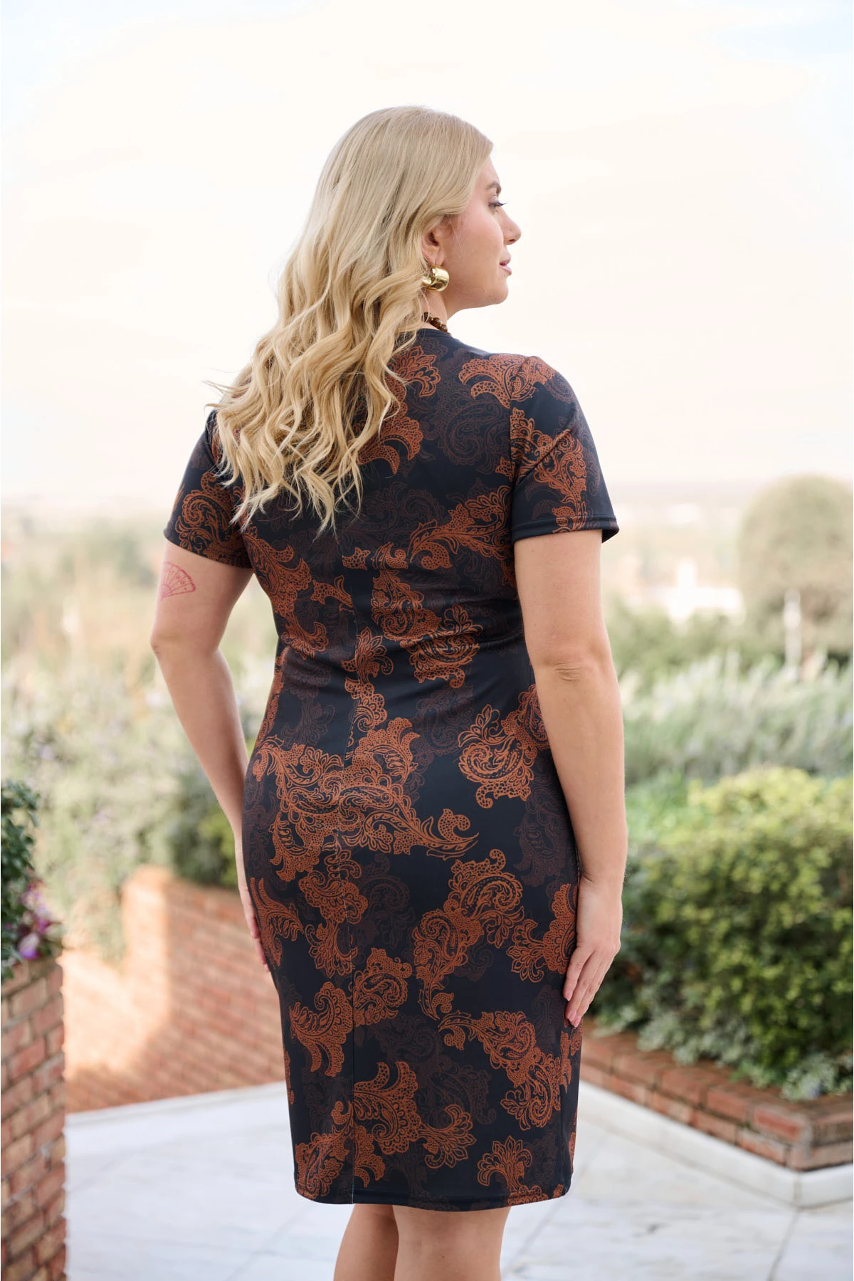 Φόρεμα κοντό μανίκι midi Punto λαχούρ καφέ