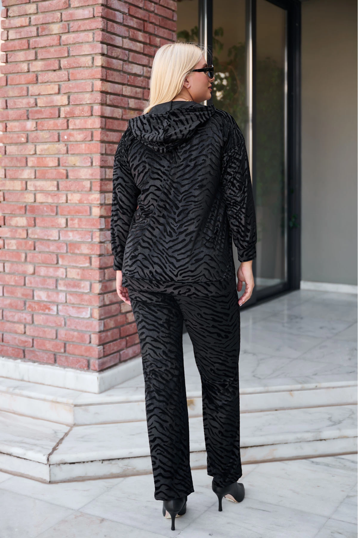 Σετ βελούδο ζακέτα & παντελόνι άνιμαλ