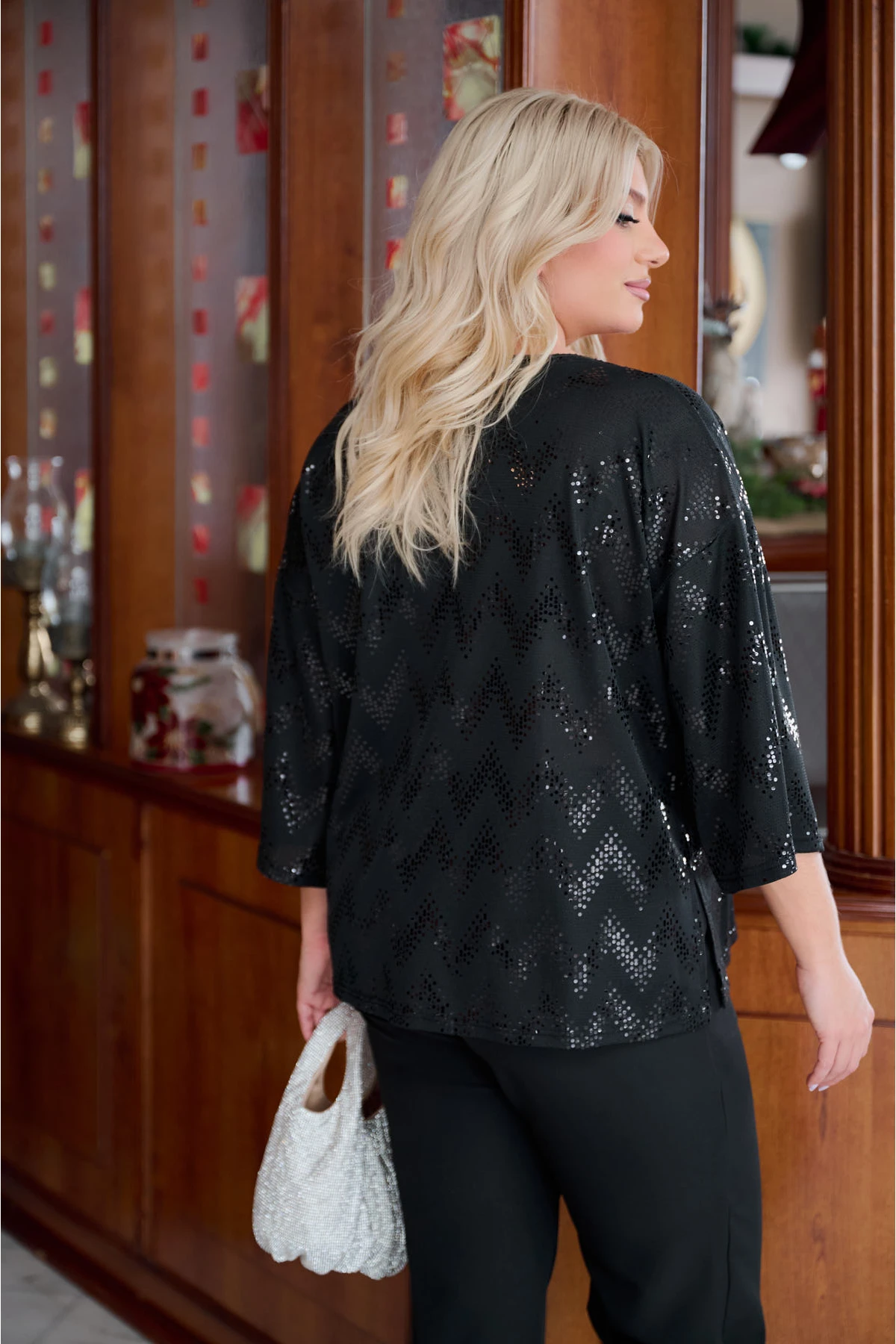 Μπλούζα με zig zag παγιέτα μακρύ μανίκι μαύρη