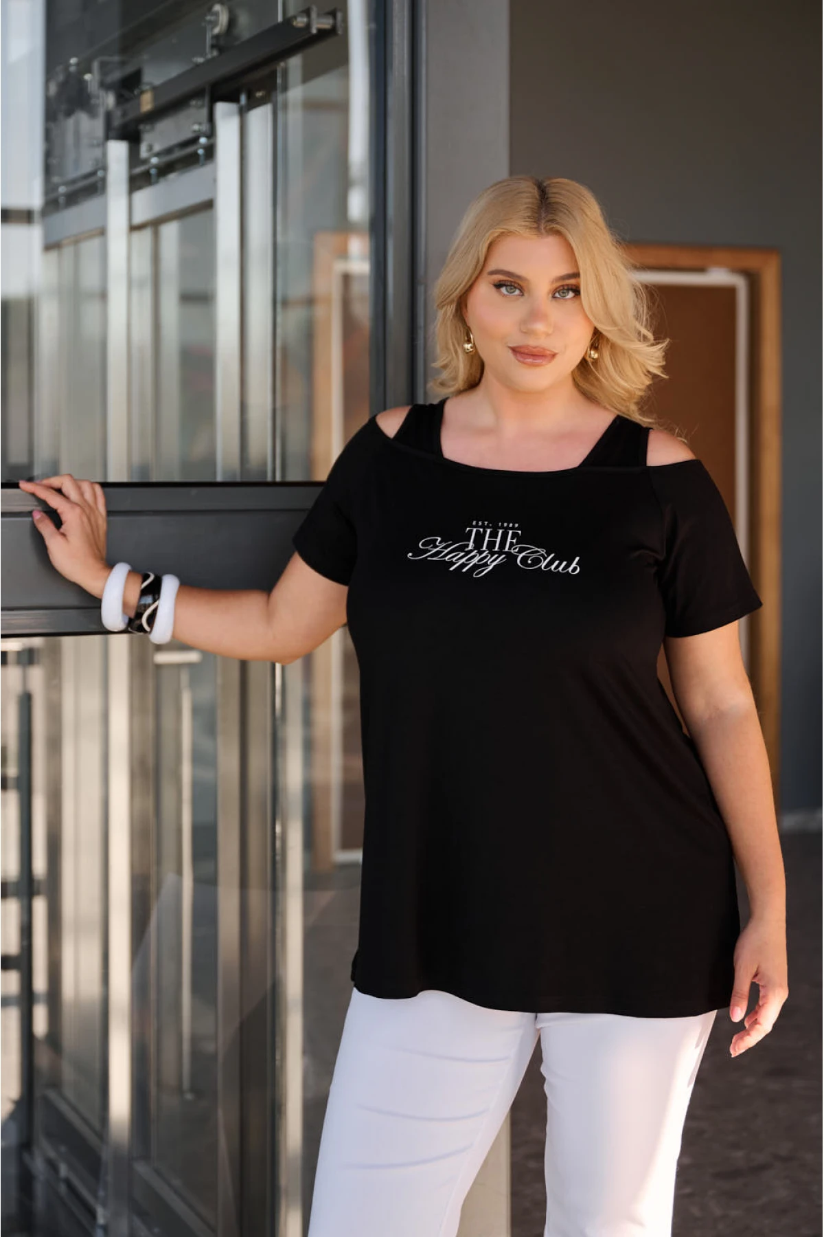 Mπλούζα viscose έξω ώμους τύπωμα Happy μαύρη