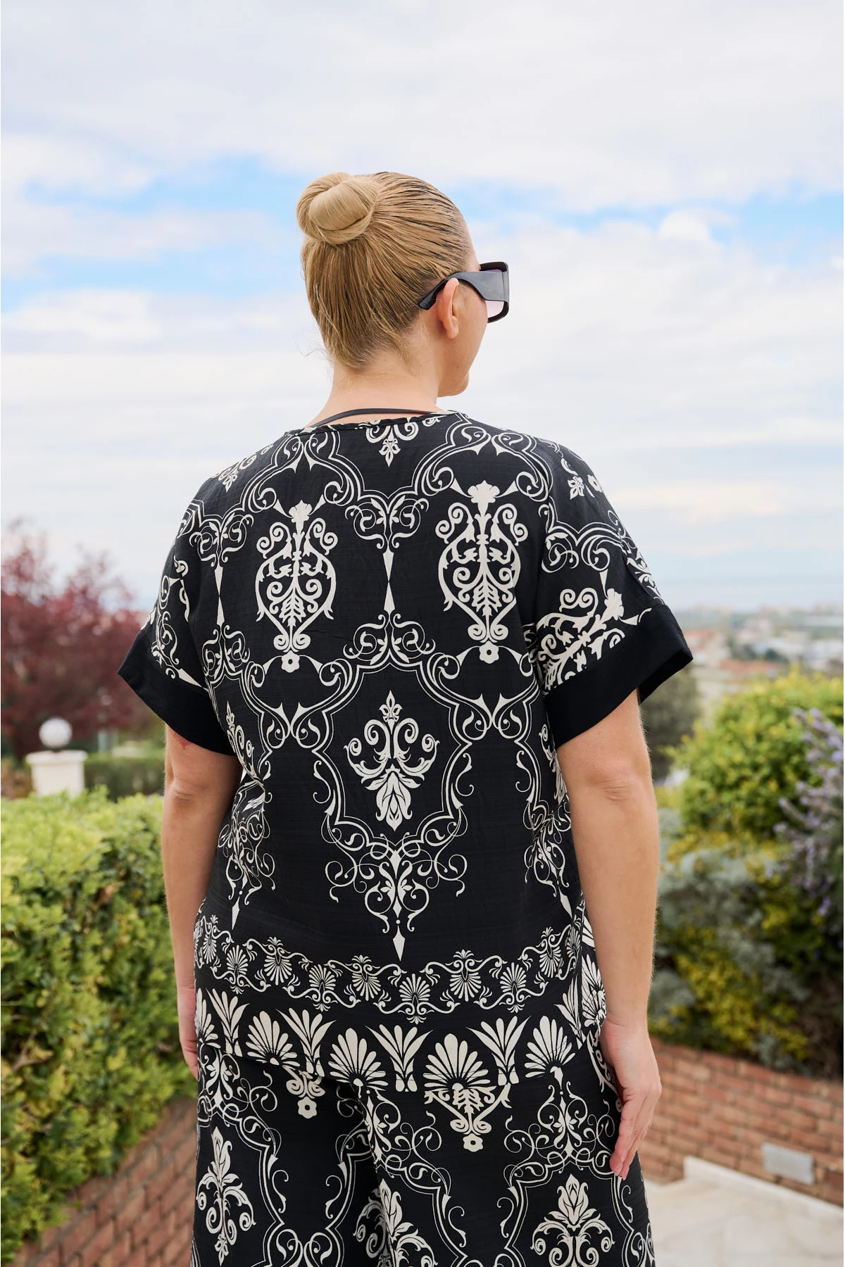 Μπλούζα resort rayon V ραπόρτο μαύρη