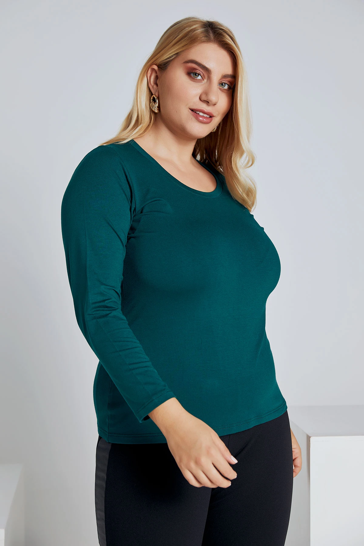 Μπλούζα viscose ελαστική basic μακρύ μανίκι κυπαρισσί Μπλούζα viscose ελαστική basic μακρύ μανίκι κυπαρισσί