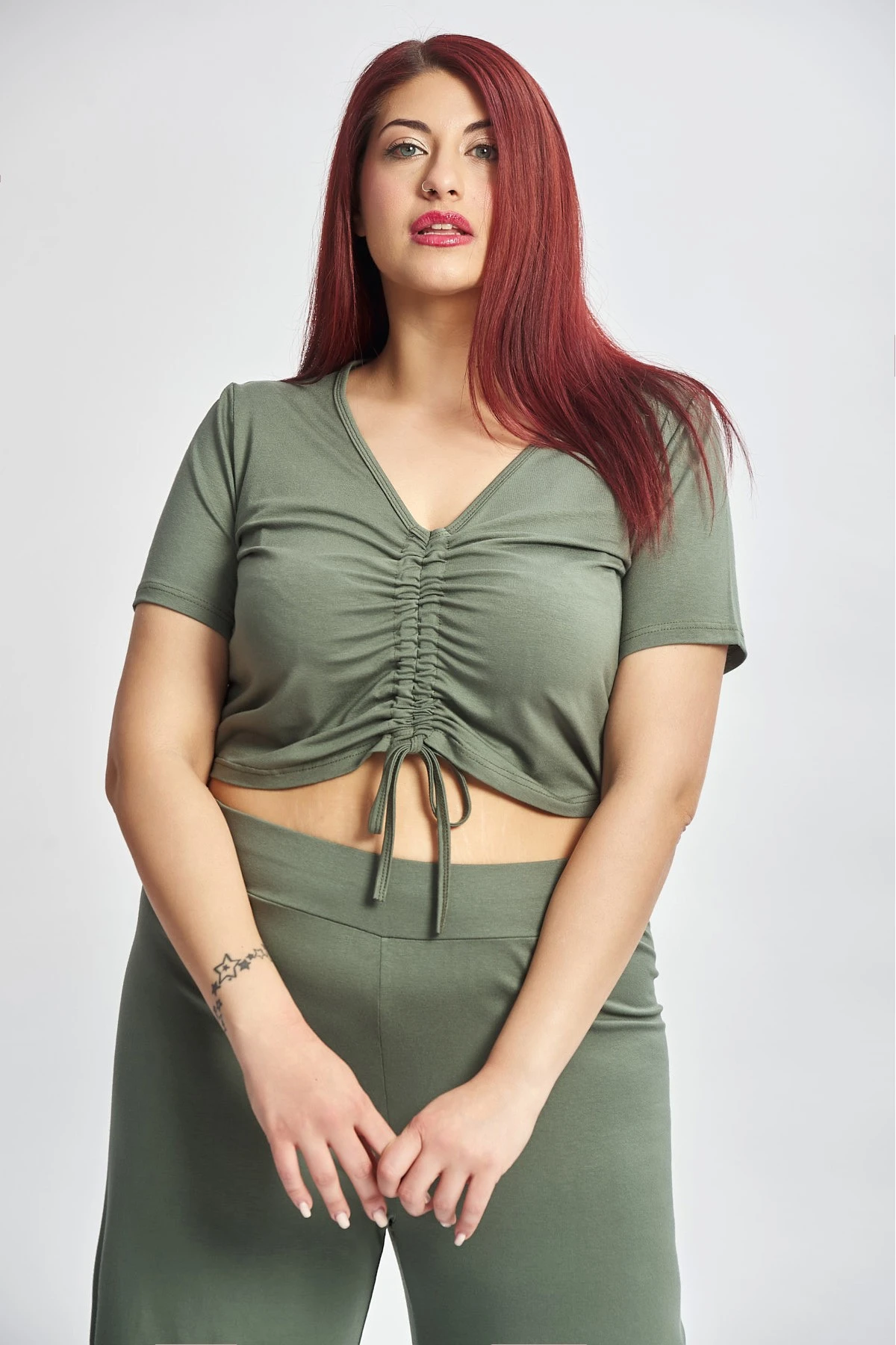 Μπλούζα με σούρα μπροστά viscose χακί