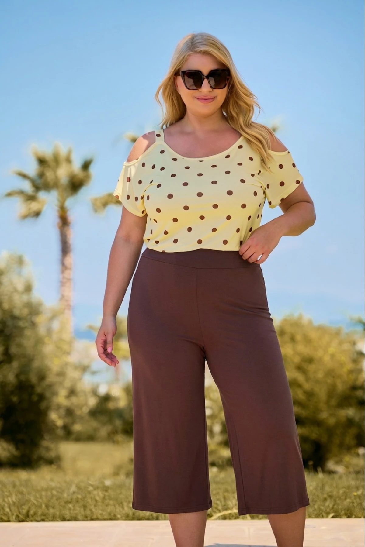 Ζιπ παντελόνα 3/4 viscose σε καφέ