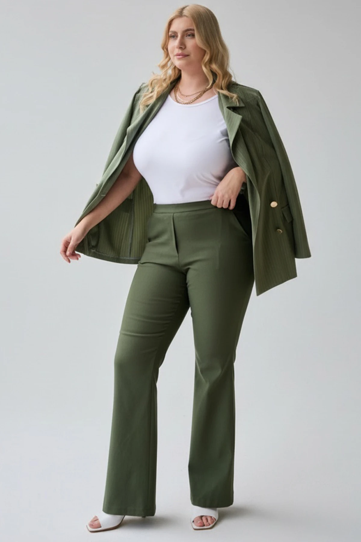 Παντελόνι καμπάνα ελαστική καπαρντίνα με τσέπες χακί