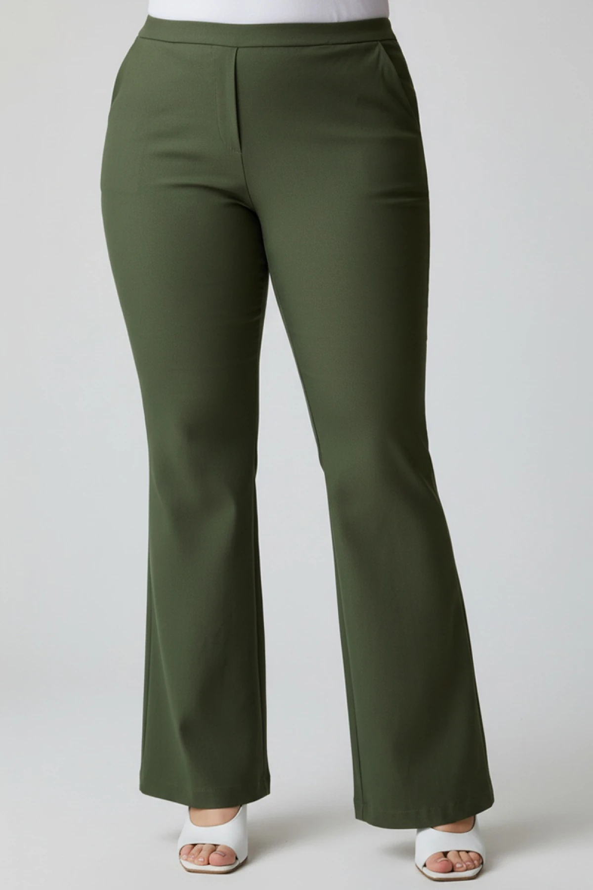 Παντελόνι καμπάνα ελαστική καπαρντίνα με τσέπες χακί