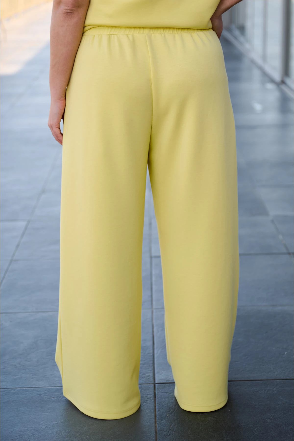 Παντελόνι φόρμας κίτρινο