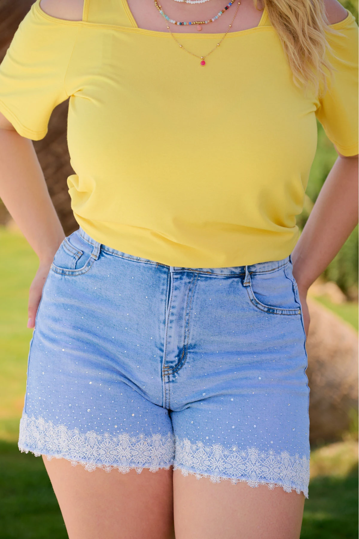 Jean shorts ελαστικό δαντέλα και στρας