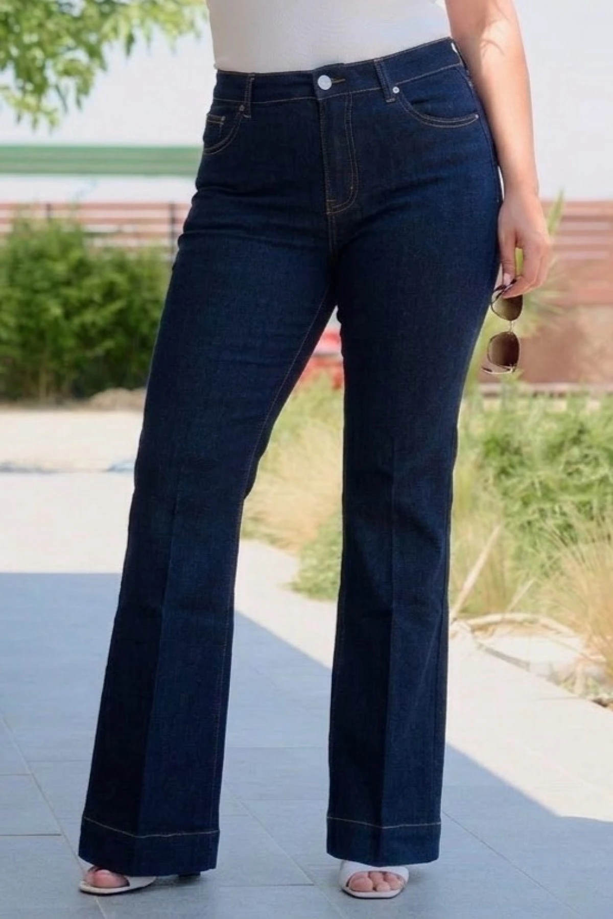 Jean καμπάνα ρεβέρ ελαστική denim