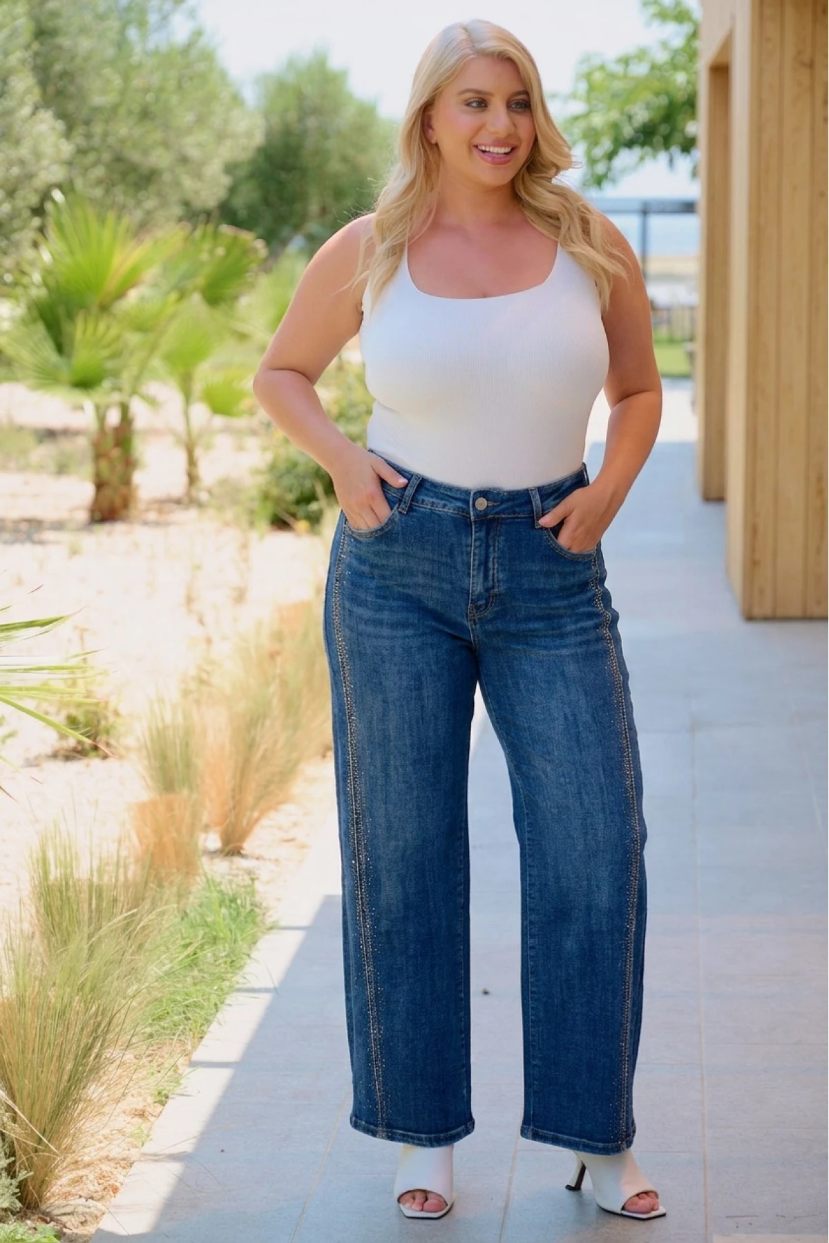 Jean παντελόνι ελαστικό wide leg με στρας στο πλάι