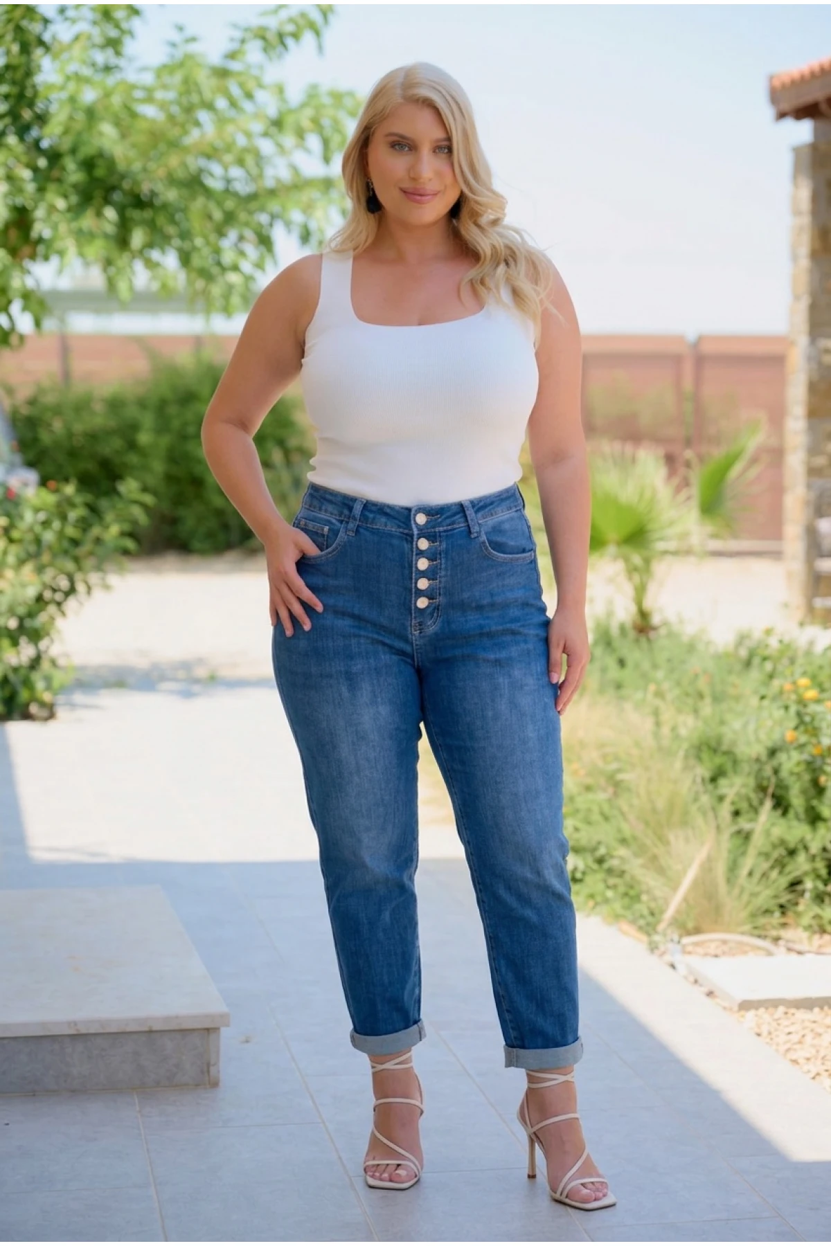 Jean παντελόνι ελαστικό mom fit με στρας κουμπιά μπλε