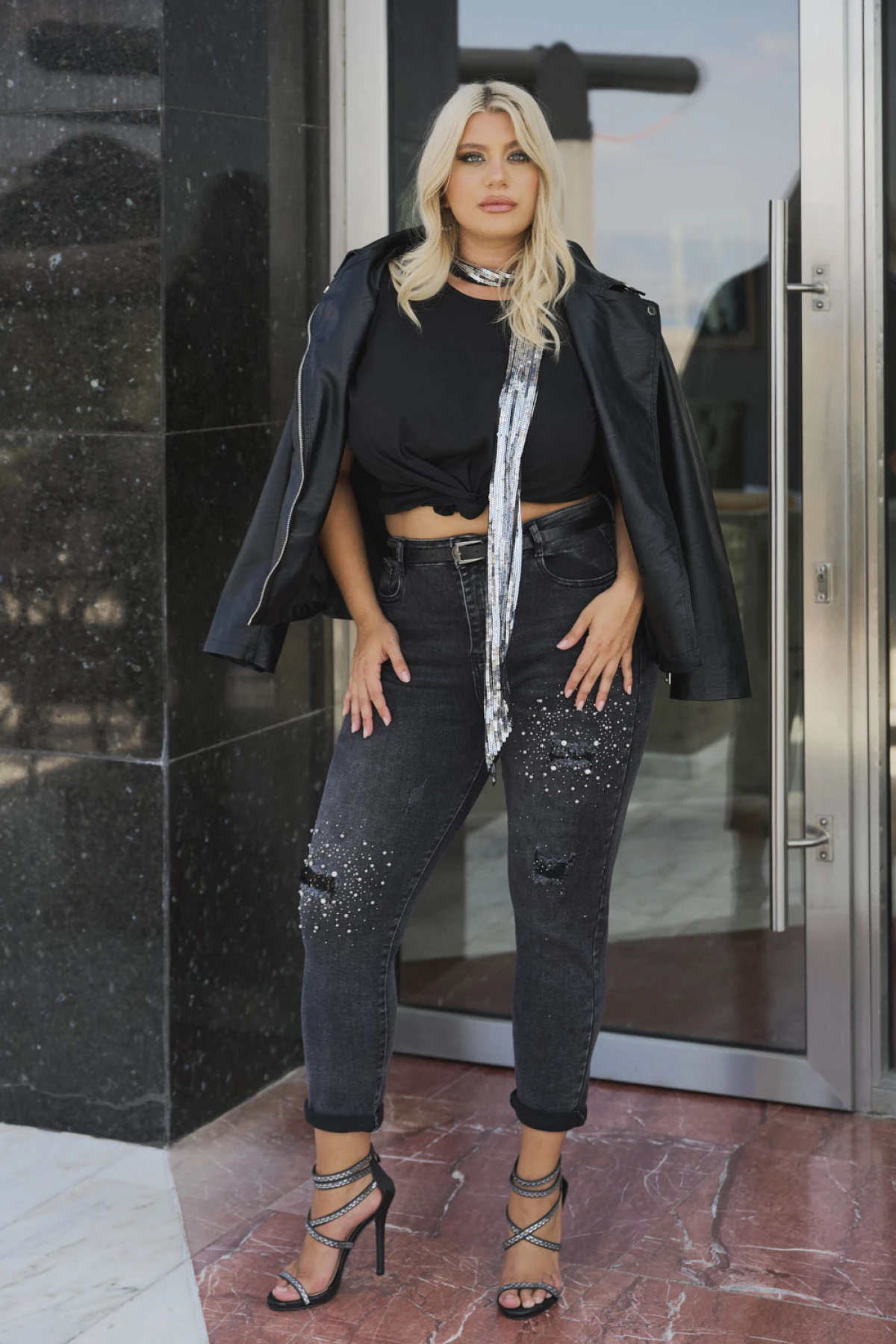 Jean παντελόνι ελαστικό mom fit σχισίματα μαργαριτάρια σκούρο γκρι