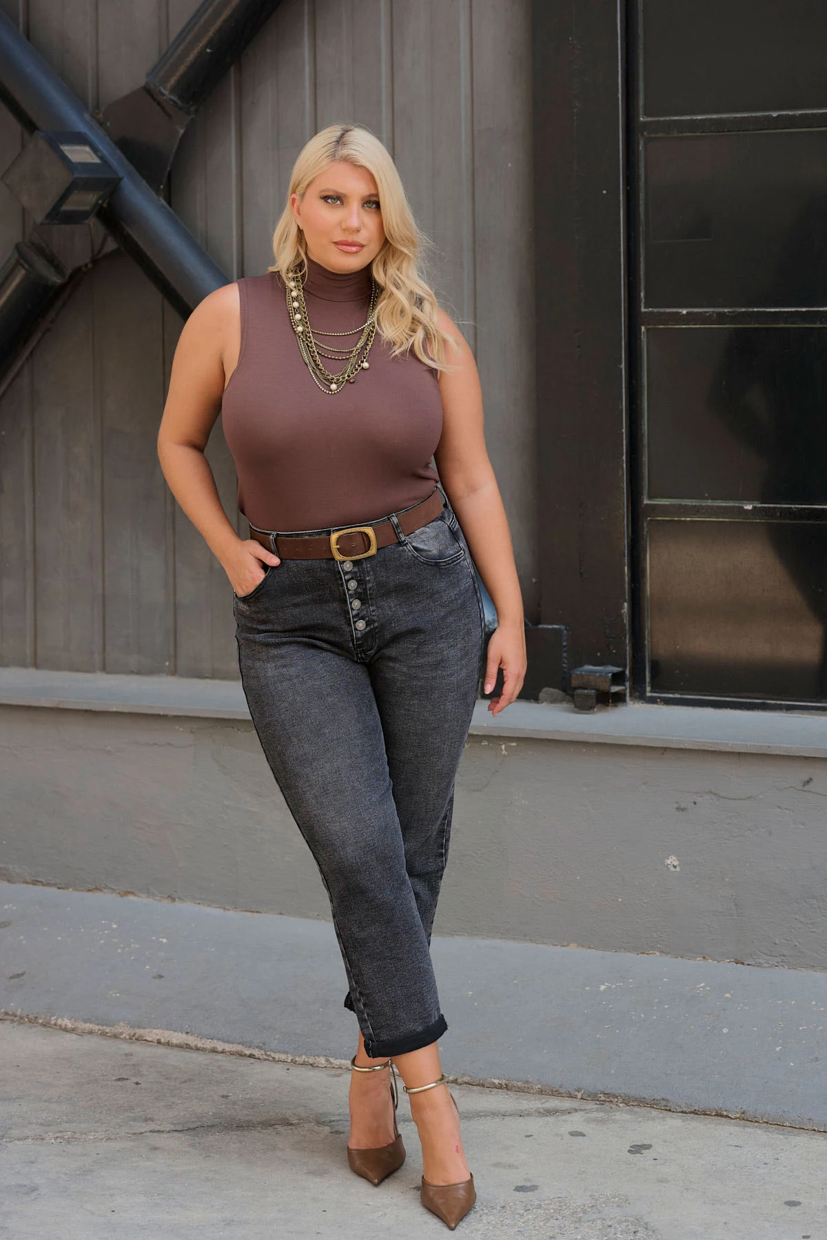 Jean παντελόνι ελαστικό mom fit εξωτερικά κουμπιά σκούρο γκρι