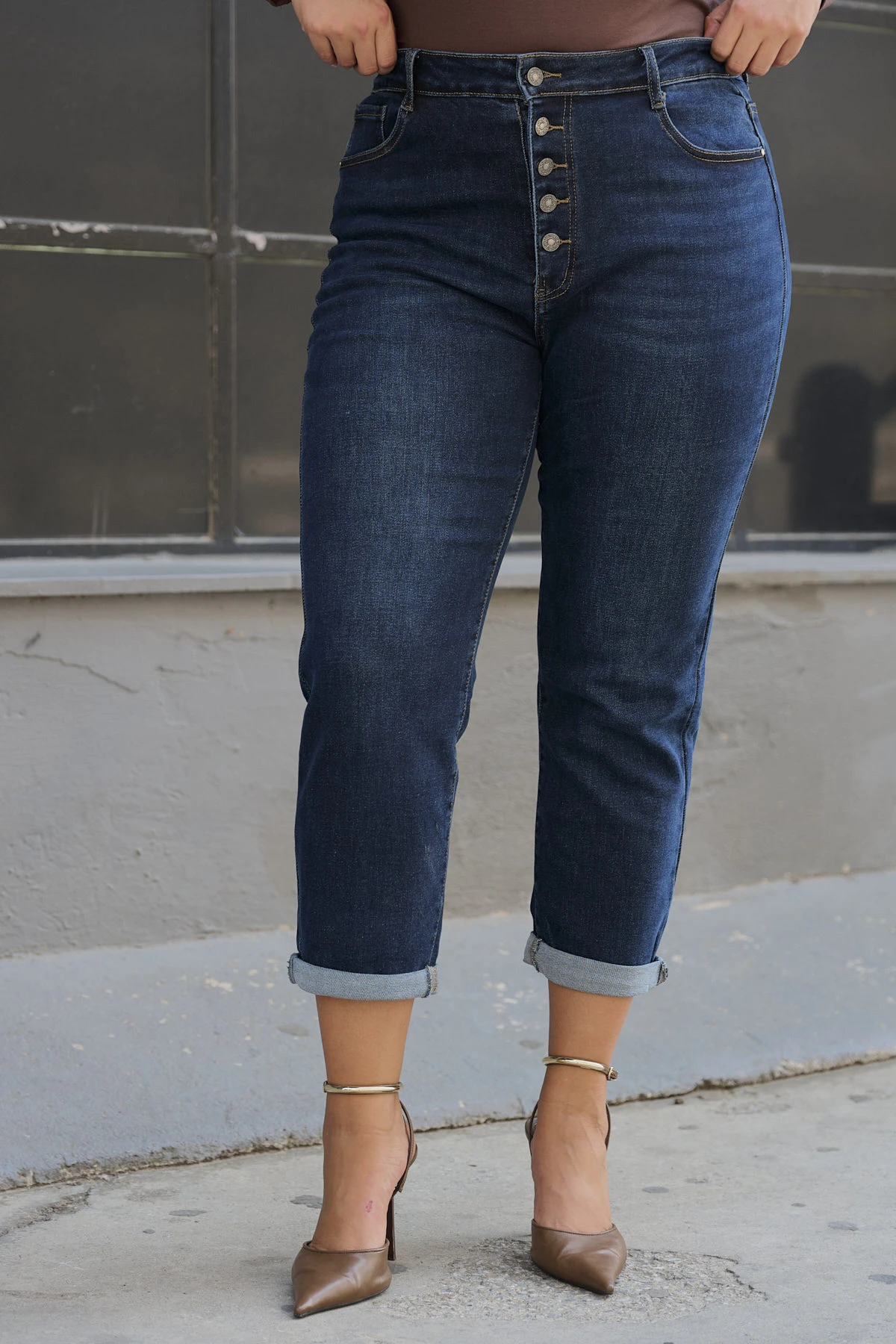 Jean παντελόνι ελαστικό mom fit εξωτερικά κουμπιά denim