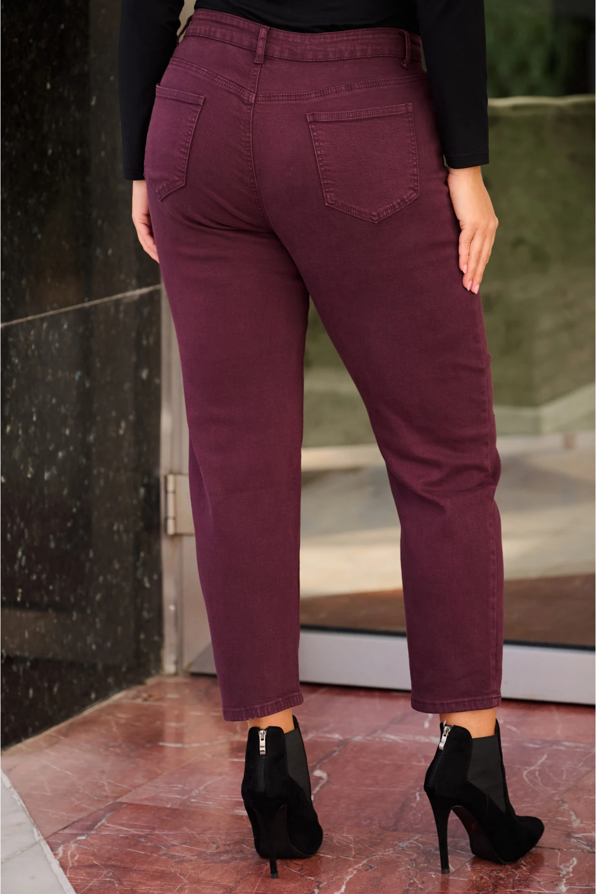 Jean παντελόνι mom fit  ελαστικό μπορντό