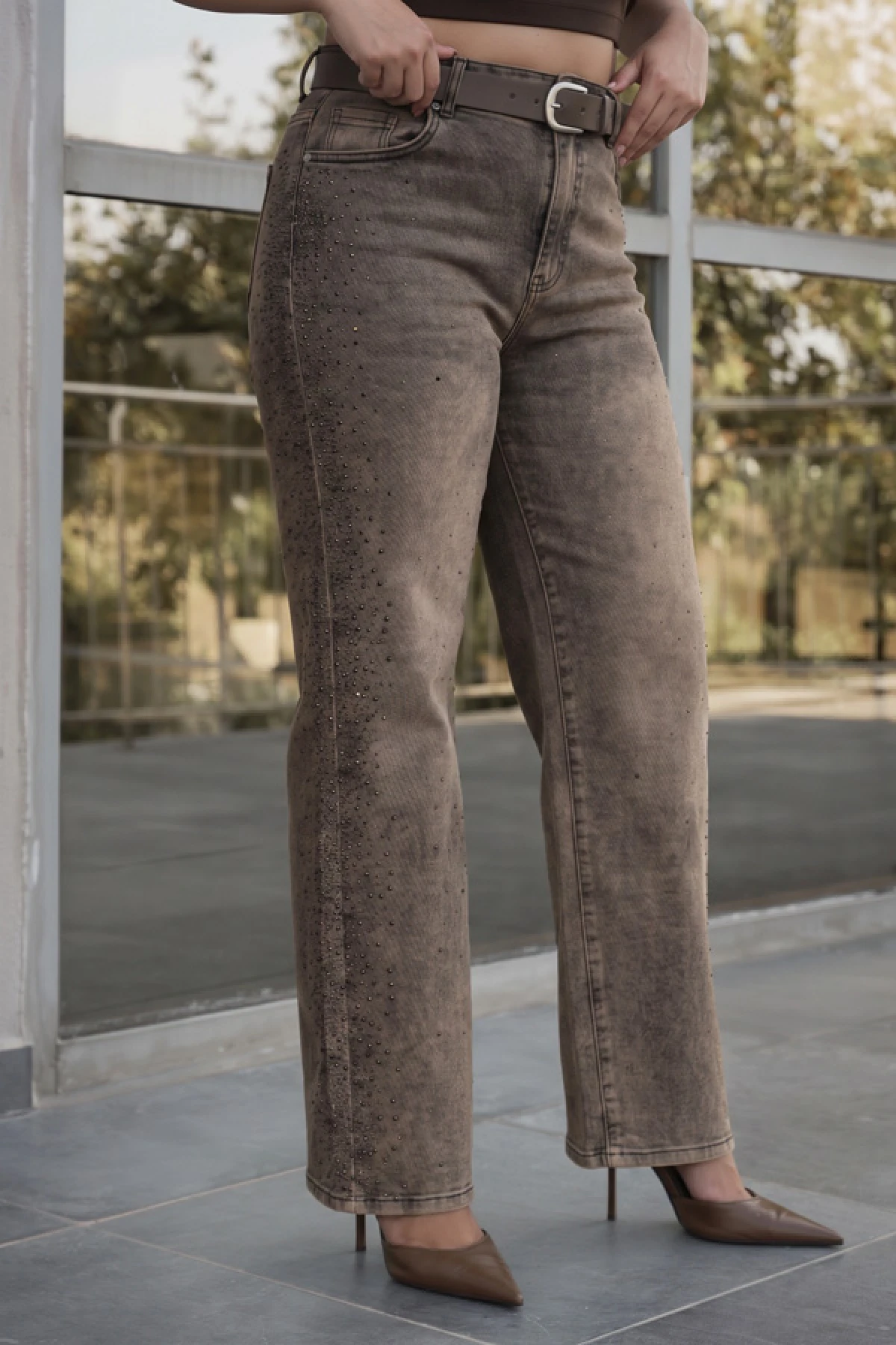 Jean παντελόνι wide leg ελαστικό με στράς στο πλάι καφέ