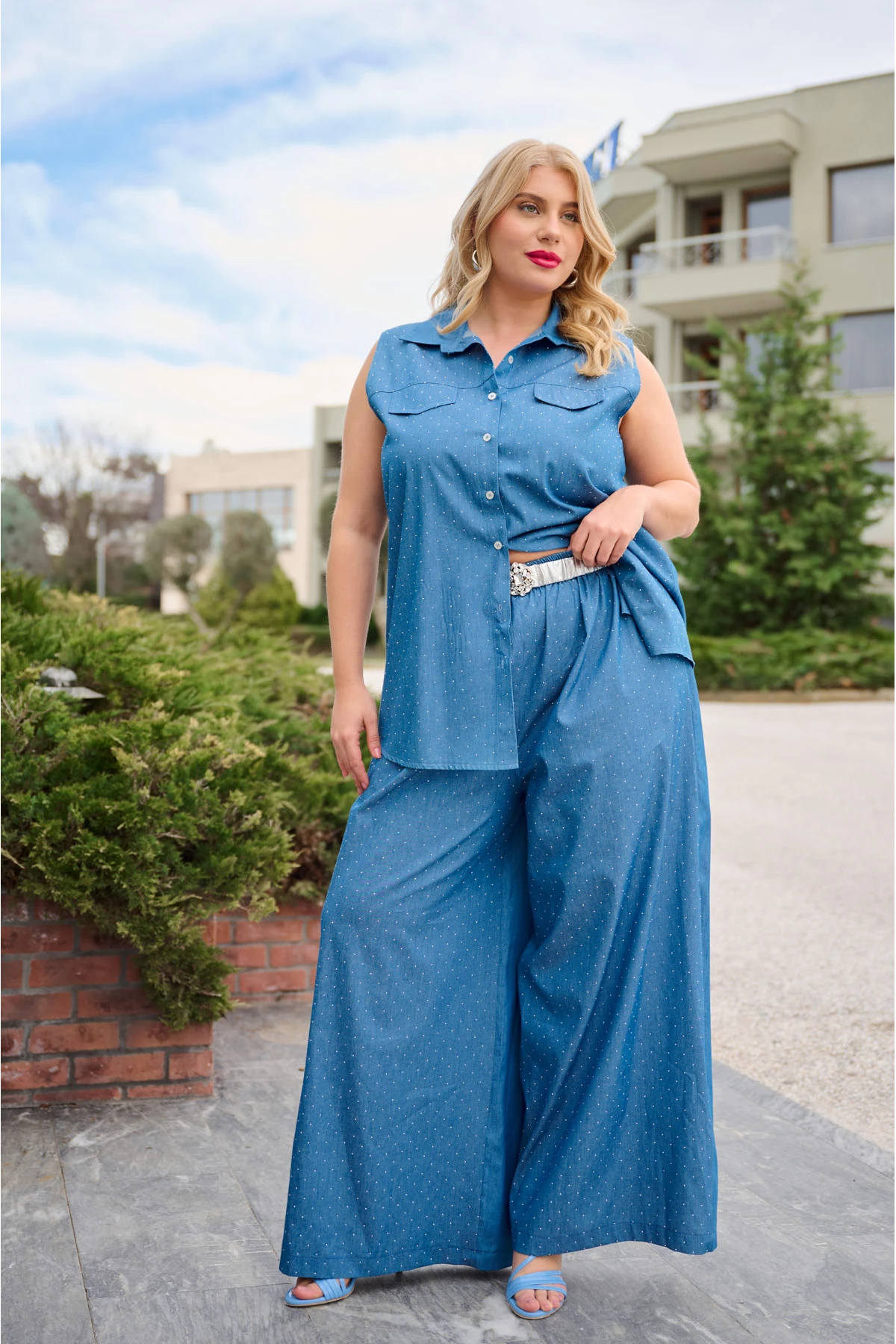 Πουκάμισο αμάνικο τζιν με στρας