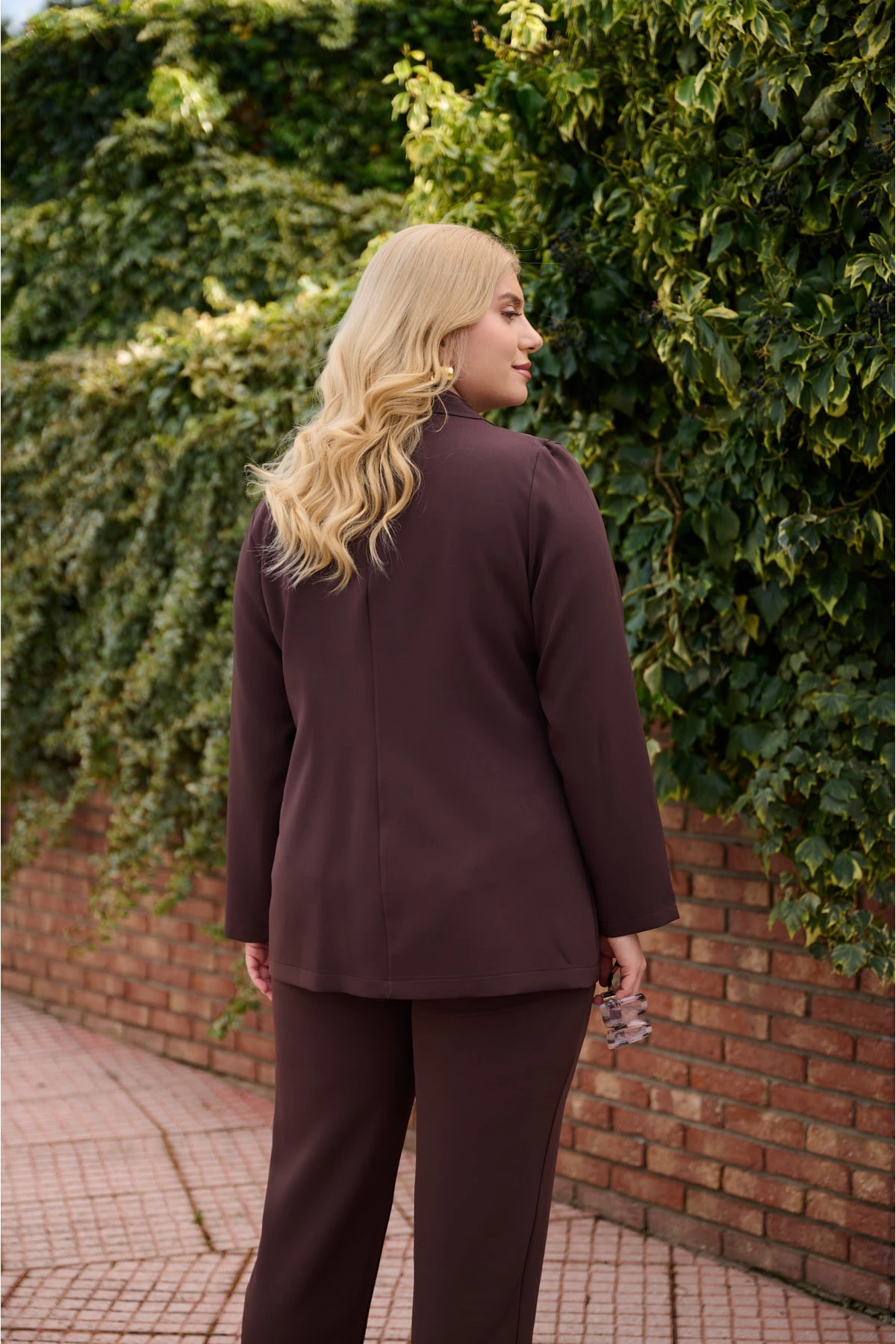 Σακάκι με πέτο και δύο κουμπιά ανορθωτικό καφέ