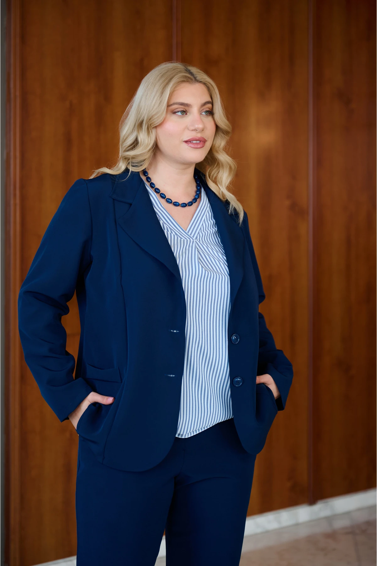 Σακάκι με πέτο και δύο κουμπιά ανορθωτικό μπλε