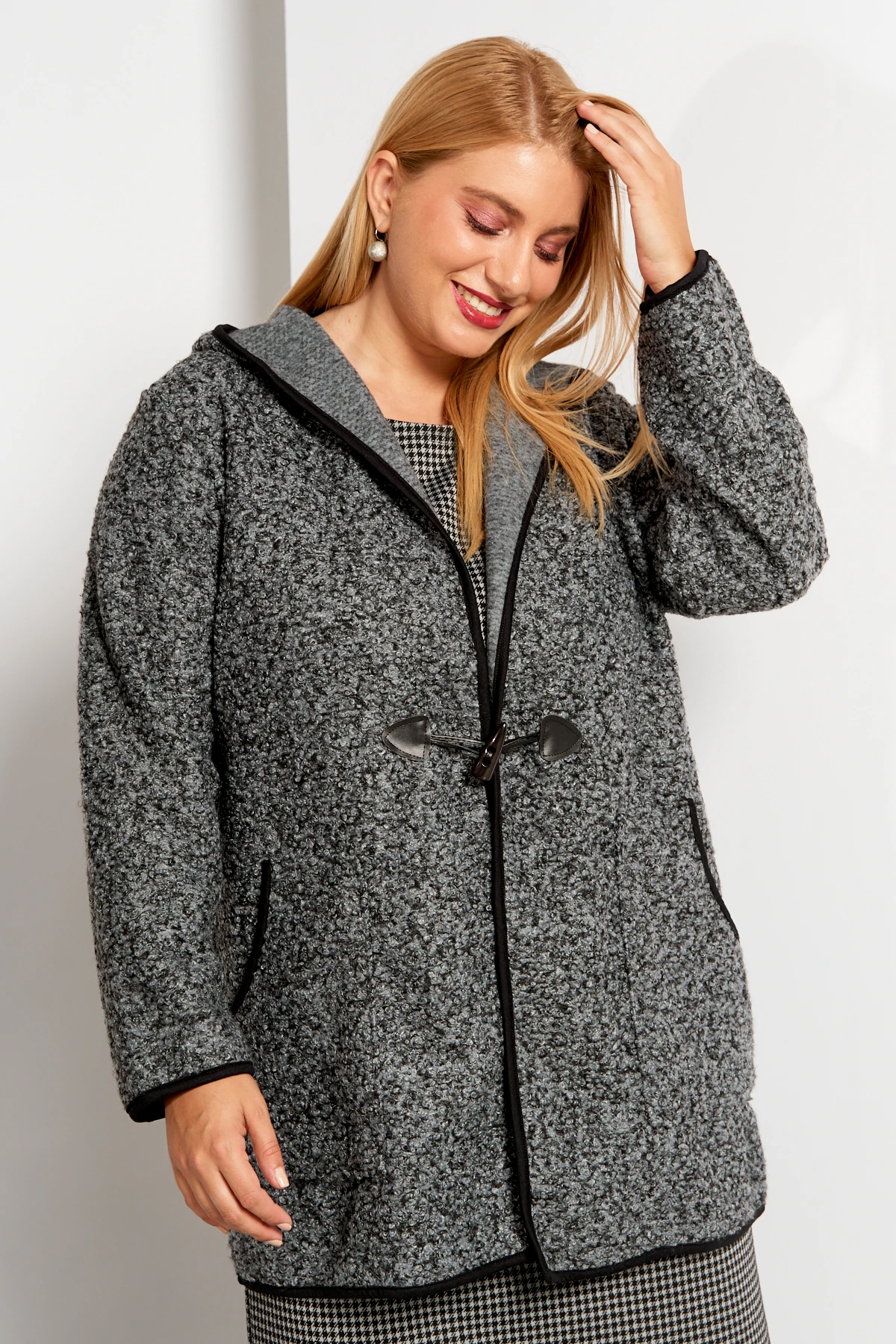 Παρκά Μπουκλέ ανθρακί