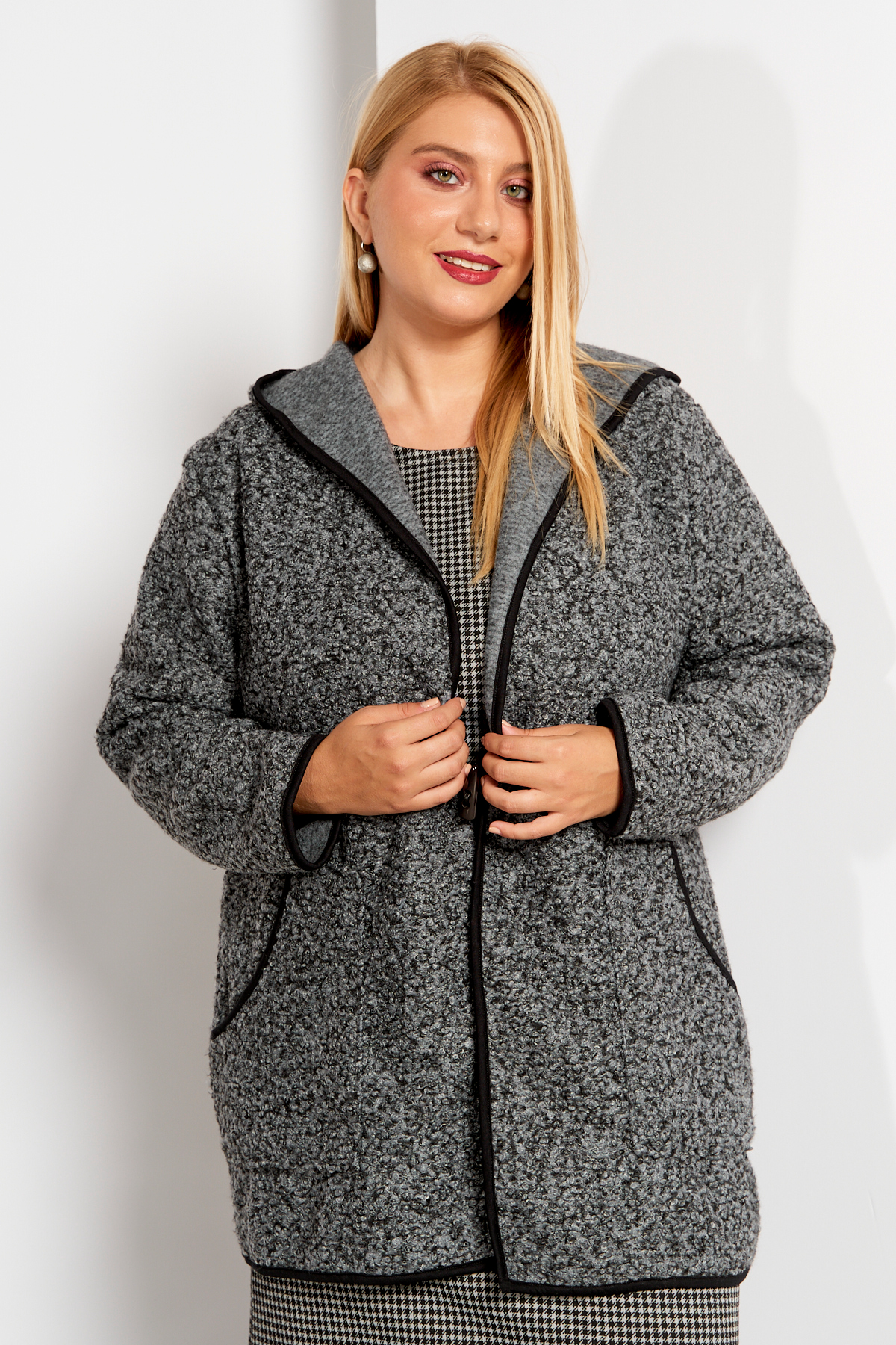 Παρκά Μπουκλέ ανθρακί