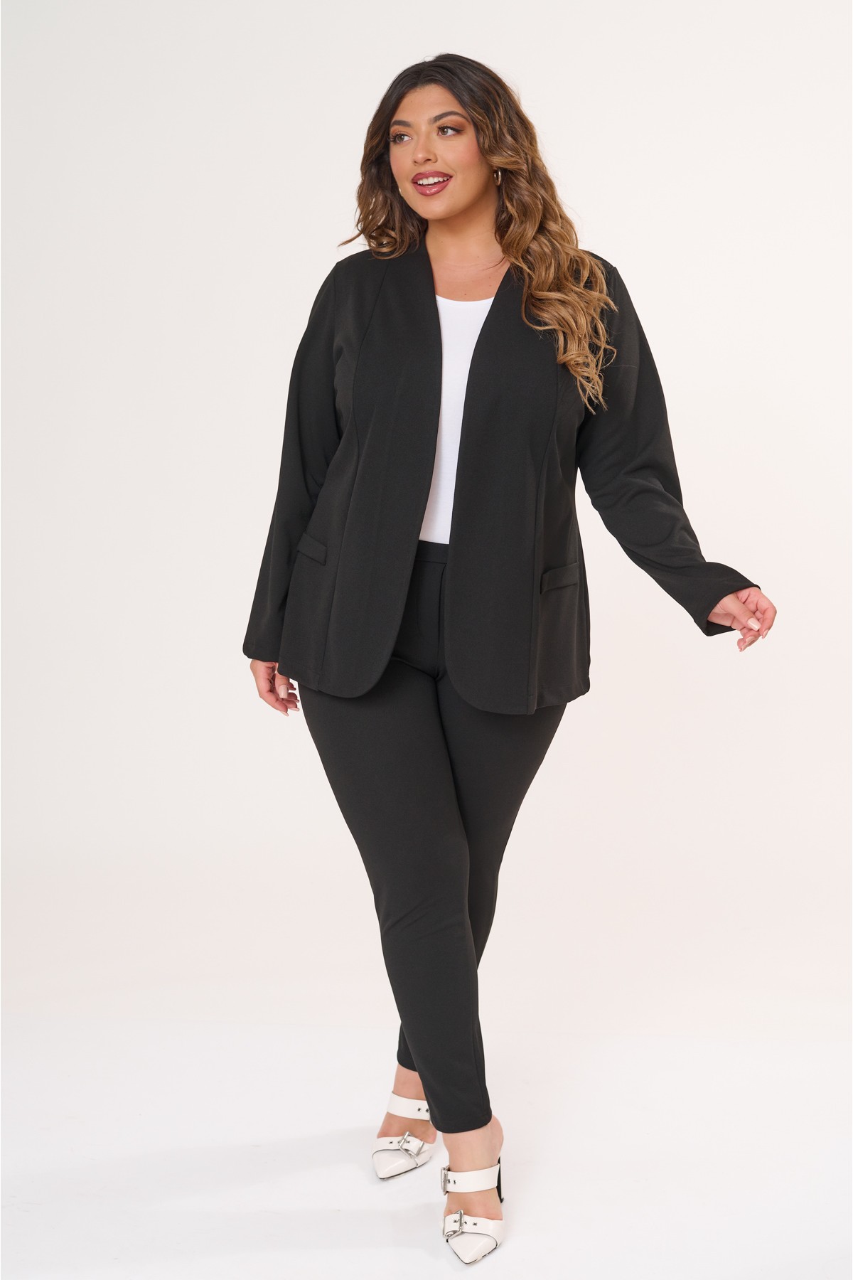 Suit blazer crepe and elastic crepe pants  tight fit Black